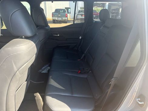 Used 2024 Lexus GX 550 w/ Accessory Package (Z1) AWD/4WD image 20