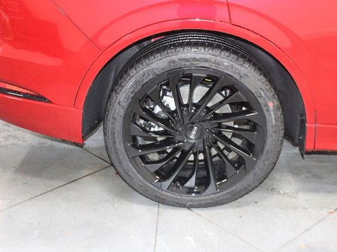 New 2026 Lincoln Aviator Reserve w/ Luxury Package image 13