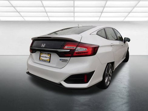 Used 2018 Honda Clarity Touring image 5