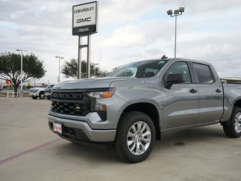New 2026 Chevrolet Silverado 1500 Custom image 1