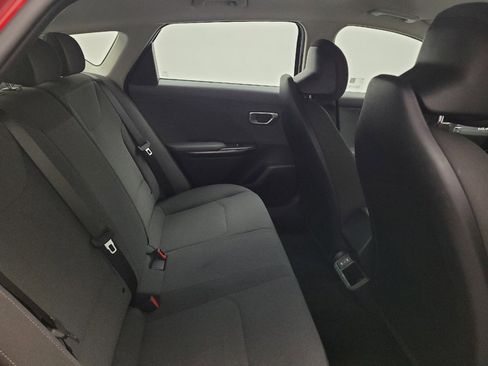 Used 2025 Kia K4 FWD image 19