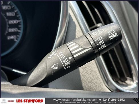 Certified 2019 Chevrolet Equinox LS FWD image 25