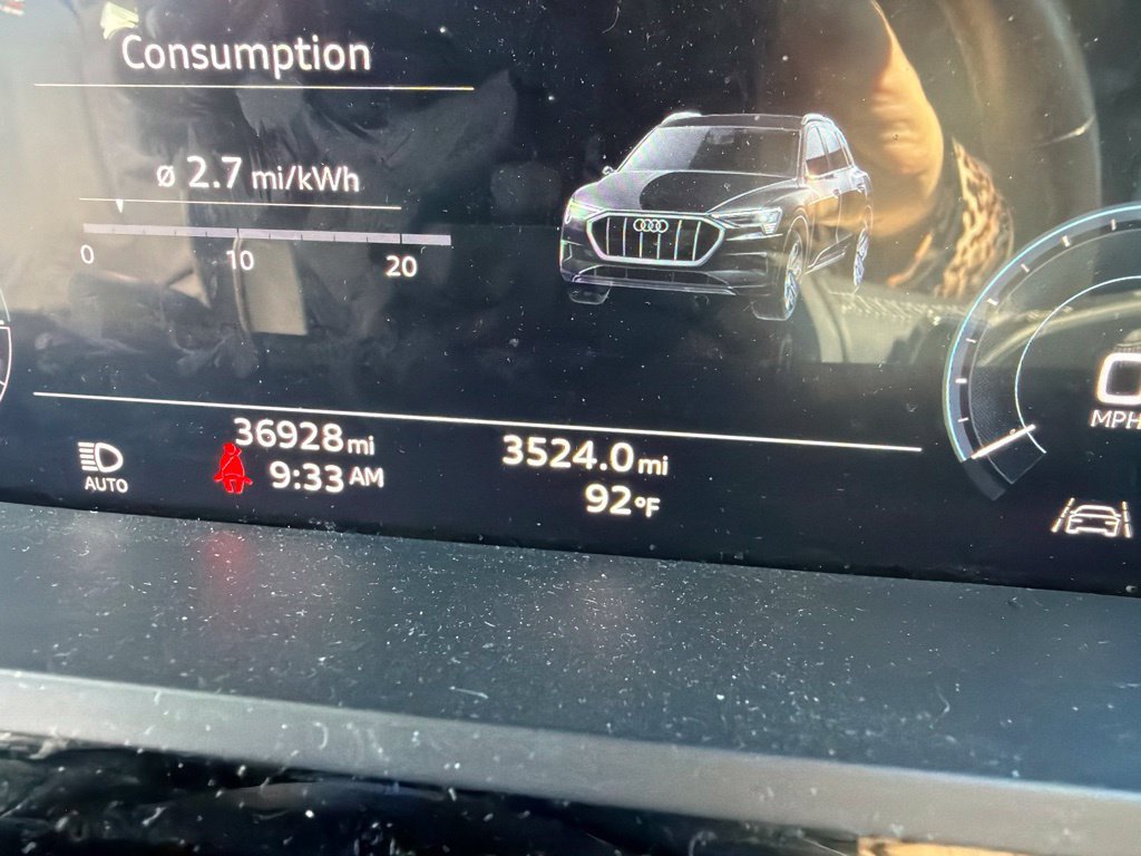 Used 2022 Audi e-tron Premium AWD/4WD image 6