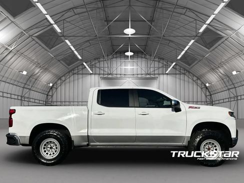 Used 2021 Chevrolet Silverado 1500 LT AWD/4WD image 5