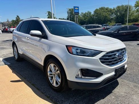 Used 2019 Ford Edge SEL w/ Equipment Group 201A AWD/4WD image 4