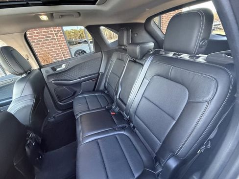 Used 2020 Ford Escape Titanium w/ Titanium Premium Package 2.0 image 13