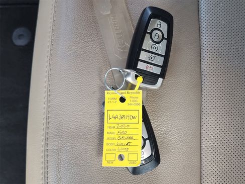 Used 2020 Ford Explorer Limited image 33