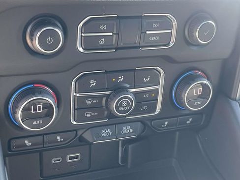Used 2021 Chevrolet Tahoe LT RWD image 20