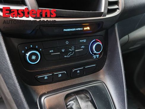 Used 2022 Ford Transit Connect XL FWD image 21