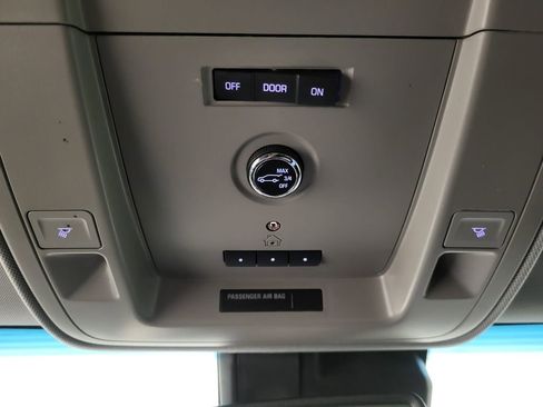 Used 2017 Chevrolet Tahoe LT image 13