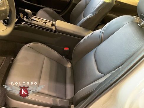 New 2026 Toyota Prius AWD image 11