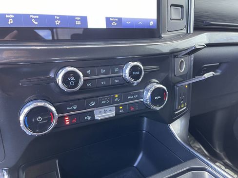 Used 2022 Ford F150 XLT w/ Equipment Group 302A High AWD/4WD image 16