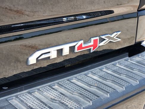 Used 2024 GMC Sierra 2500 AT4X AWD/4WD image 12