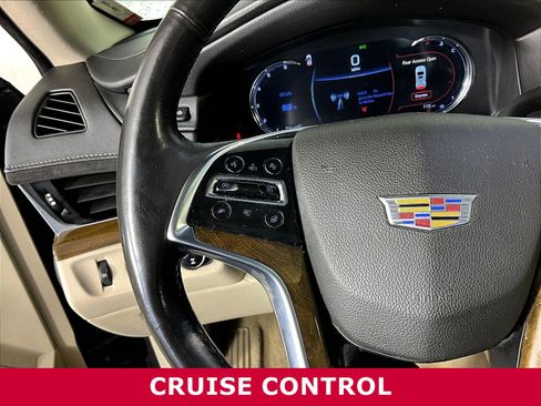 Used 2020 Cadillac Escalade Premium Luxury AWD/4WD image 10