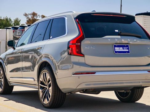 New 2026 Volvo XC90 T8 Plus w/ Protection Package AWD/4WD image 4