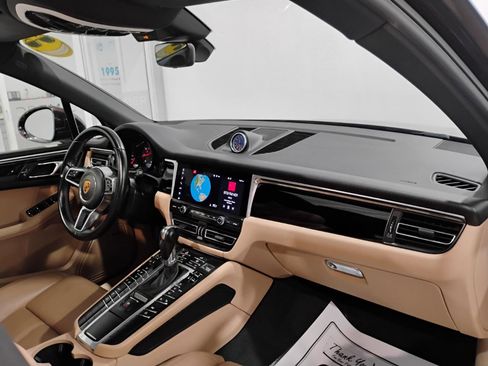 Used 2021 Porsche Macan image 88