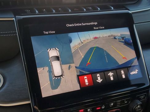 Used 2024 Jeep Grand Cherokee L Limited w/ Luxury Tech Group II image 23