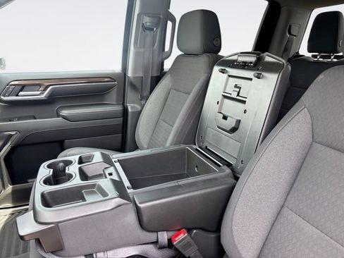 Used 2024 Chevrolet Silverado 1500 LT AWD/4WD image 21