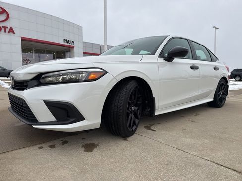 Used 2024 Honda Civic Sport image 7