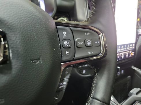 Used 2026 RAM 1500 Limited AWD/4WD image 17