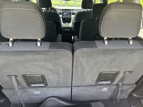 Certified 2021 Jeep Grand Cherokee L Laredo w/ Luxury Tech Group I image 16