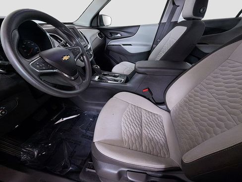 Used 2020 Chevrolet Equinox LS FWD image 18