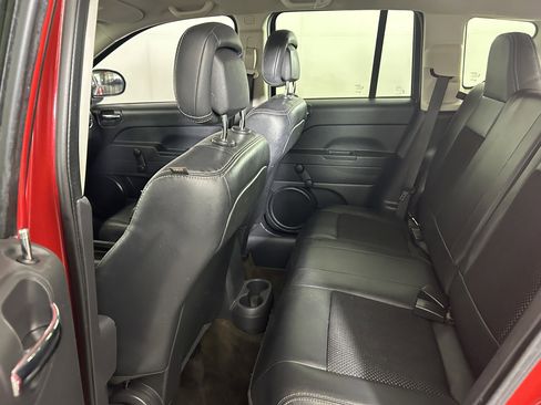 Used 2016 Jeep Compass Sport FWD image 22