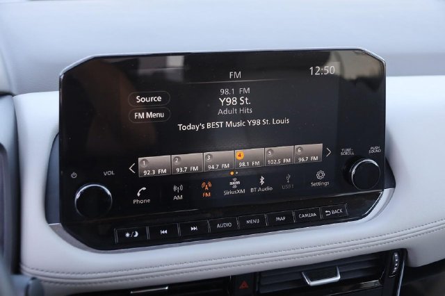 Used 2023 Nissan Rogue SL w/ SL Premium Package FWD image 19