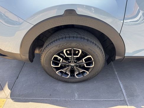 Used 2023 Hyundai Santa Cruz SEL Premium image 15