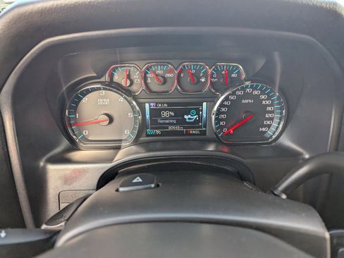 Used 2018 Chevrolet Silverado 1500 LT w/ All Star Edition image 32