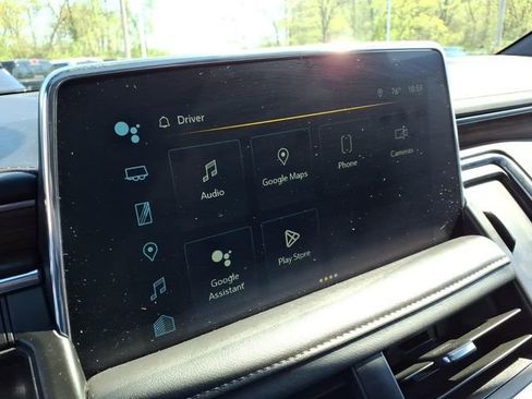 Used 2024 Chevrolet Suburban High Country AWD/4WD image 30