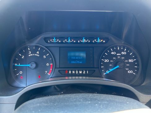 Used 2017 Ford F250 XL w/ STX Appearance Package AWD/4WD image 10