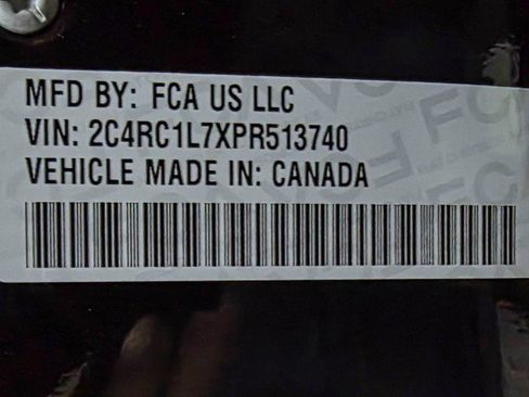 Used 2023 Chrysler Pacifica Touring-L w/ S Appearance Package FWD image 44