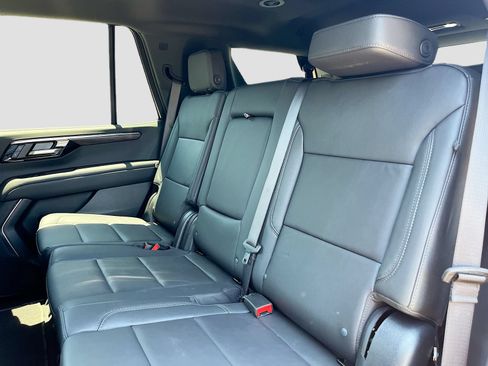 Used 2025 Chevrolet Tahoe LT AWD/4WD image 24