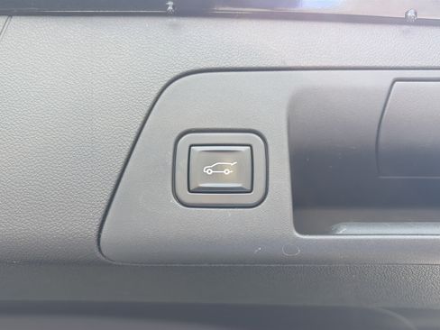 Used 2021 Buick Envision Preferred AWD/4WD image 12