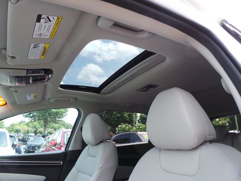 Used 2023 Hyundai Tucson SEL w/ Convenience Package FWD image 7