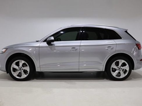 Used 2022 Audi Q5 2.0T Premium Plus w/ Premium Plus Package AWD/4WD image 4
