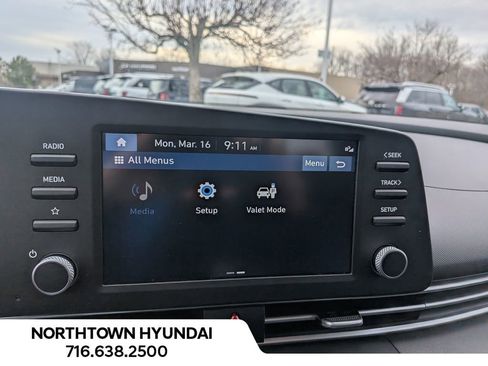 Certified 2023 Hyundai Elantra SEL image 24