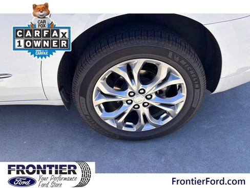 Used 2020 Buick Enclave Avenir w/ Avenir Technology Package AWD/4WD image 22