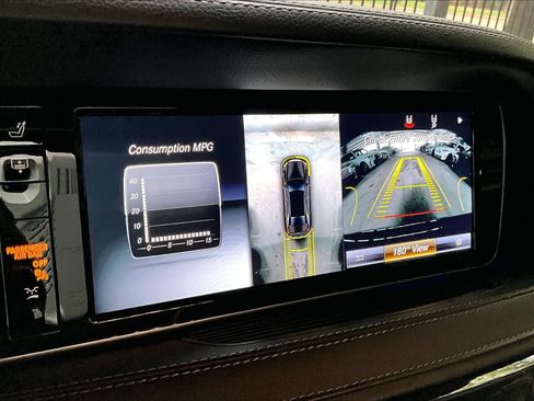 Used 2017 Mercedes-Benz S 550 Sedan image 26