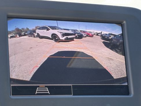 Used 2023 Chevrolet Equinox RS image 32