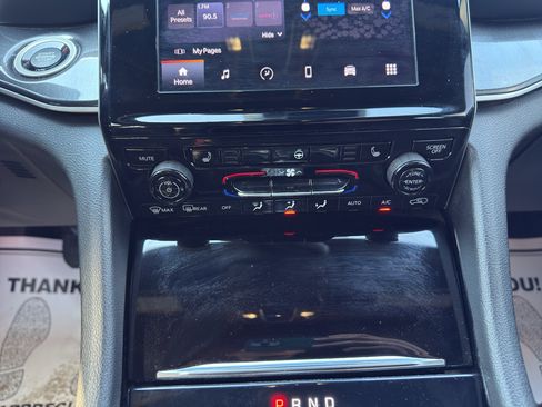Used 2023 Jeep Grand Cherokee L Laredo RWD image 21