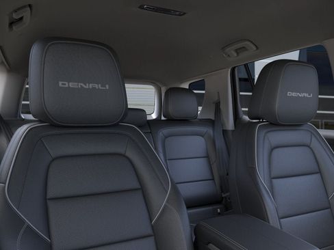 New 2026 GMC Terrain Denali w/ LPO, Black Badging Package AWD/4WD image 51