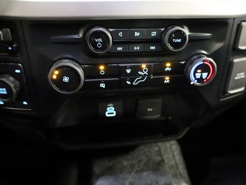 Used 2024 Ford F350 XLT w/ FX4 Off-Road Package image 26