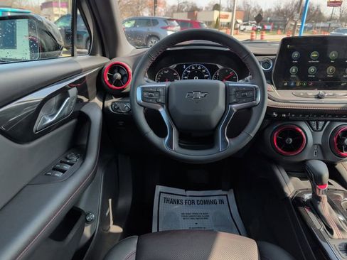 Certified 2025 Chevrolet Blazer RS FWD image 31