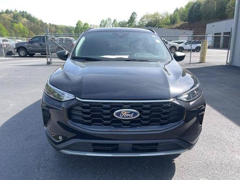 Certified 2026 Ford Escape ST-Line w/ Tech Pack #1 AWD/4WD image 3