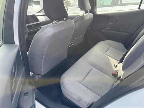 Used 2025 Toyota Prius LE image 9