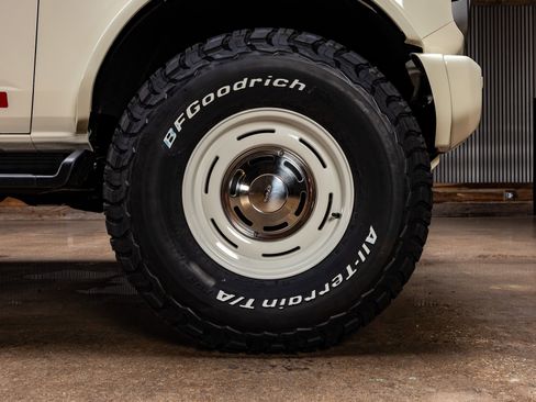 Used 2026 Ford Bronco Outer Banks AWD/4WD image 12