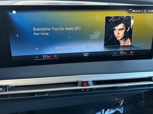 Used 2023 BMW iX xDrive50 image 33