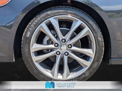 Used 2023 Chevrolet Malibu LT FWD image 32